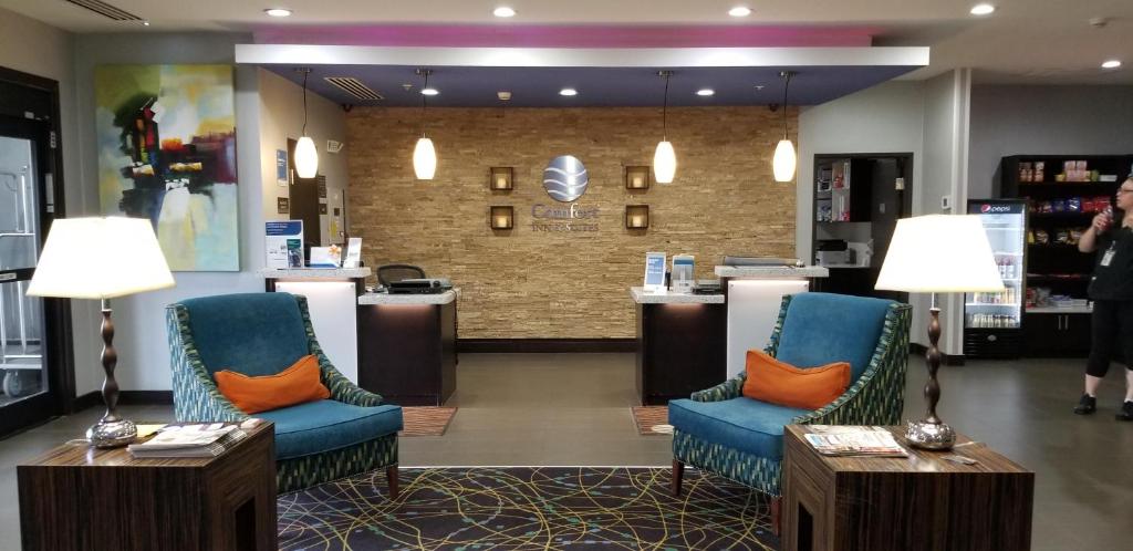 Comfort Inn & Suites Tulsa I-44 West - Rt 66 image 10