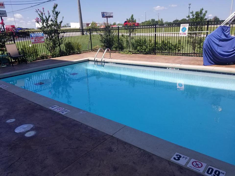 Comfort Inn & Suites Tulsa I-44 West - Rt 66 image 17